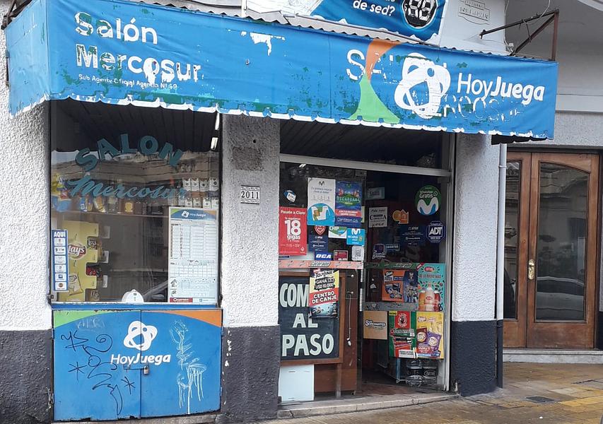 Alquiler y venta de locales en Montevideo del departamento de Montevideo - Vendo llave de rotisería 