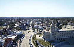 Alquiler y venta de locales en Carrasco en Montevideo